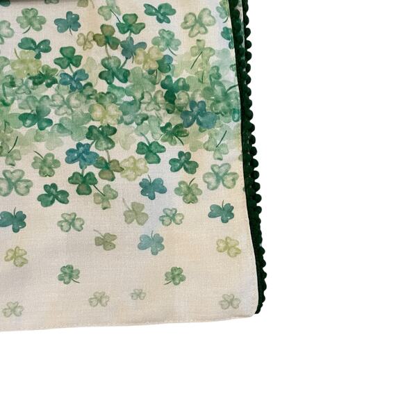 Nicole Miller St.Patrick's Day Shamrock Placemats 13x19 Set of 4 New - Picture 13 of 13
